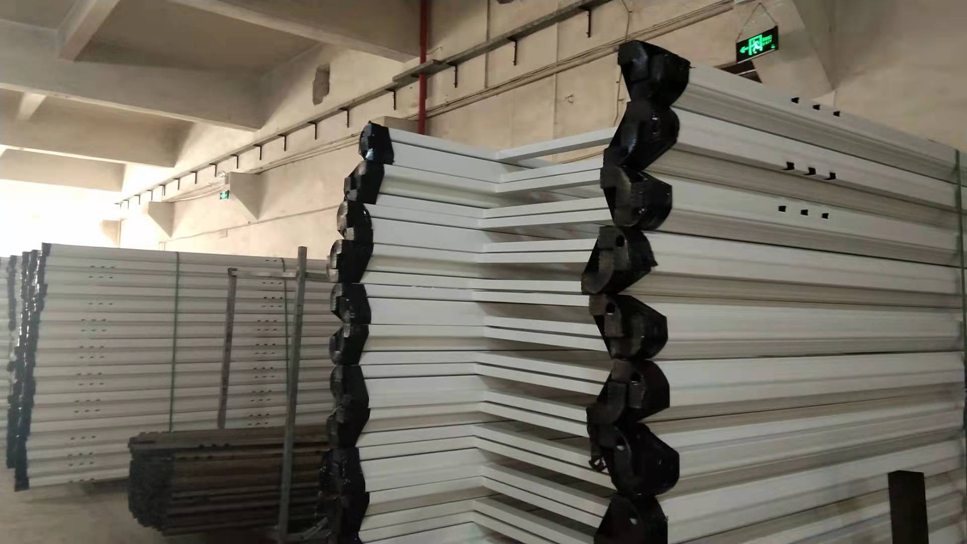 鐵床都是怎么樣打包裝的？