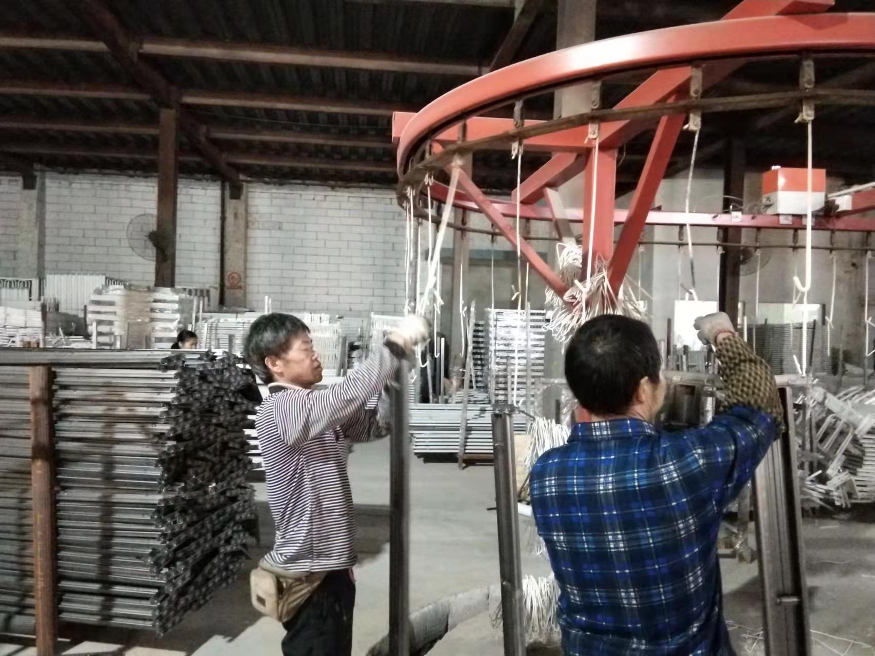 為什么鐵床廠家不愿意接工地的單？